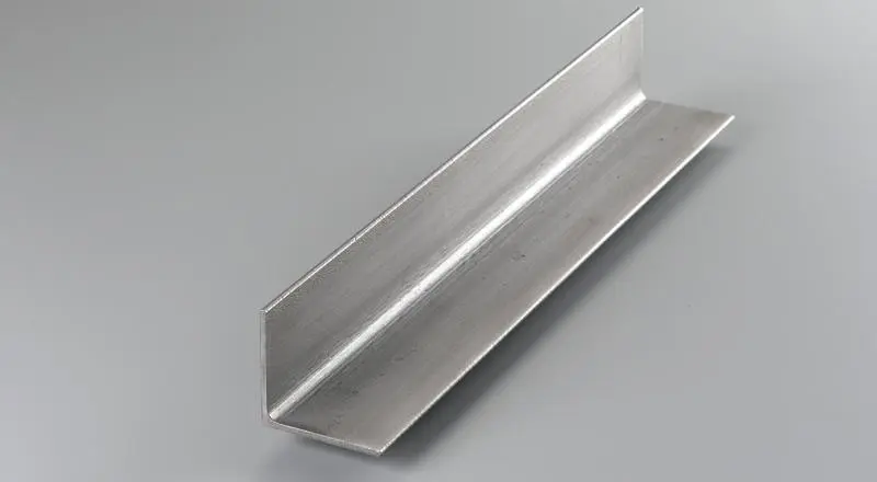 STAINLESS_ANGLE_022_3000.jpg