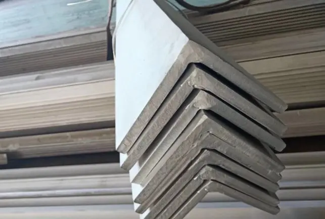 Stainless steel equal/unequal angle steel: various specifications, customized cutting